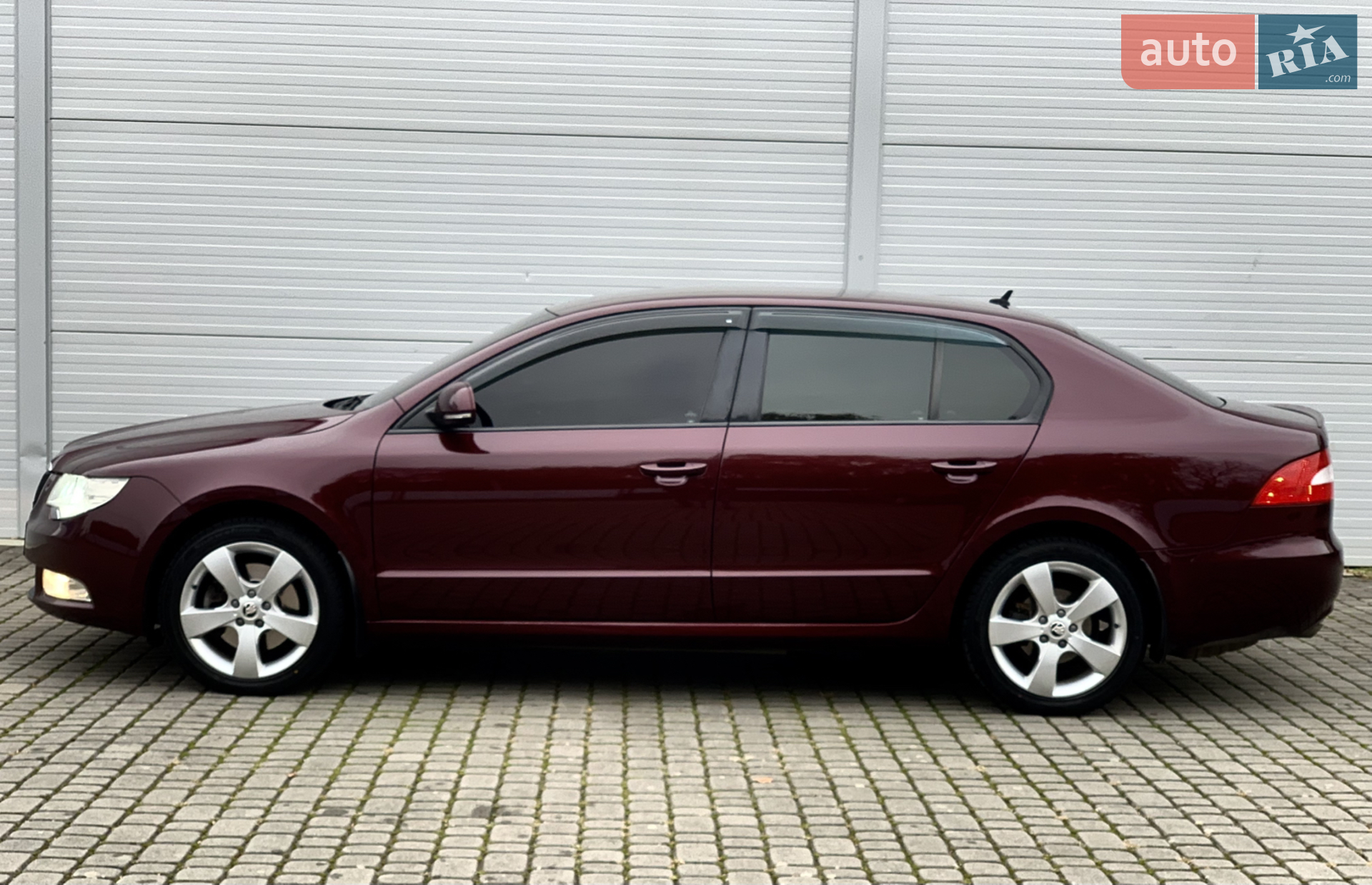2012 Skoda Superb - мініатюра 13