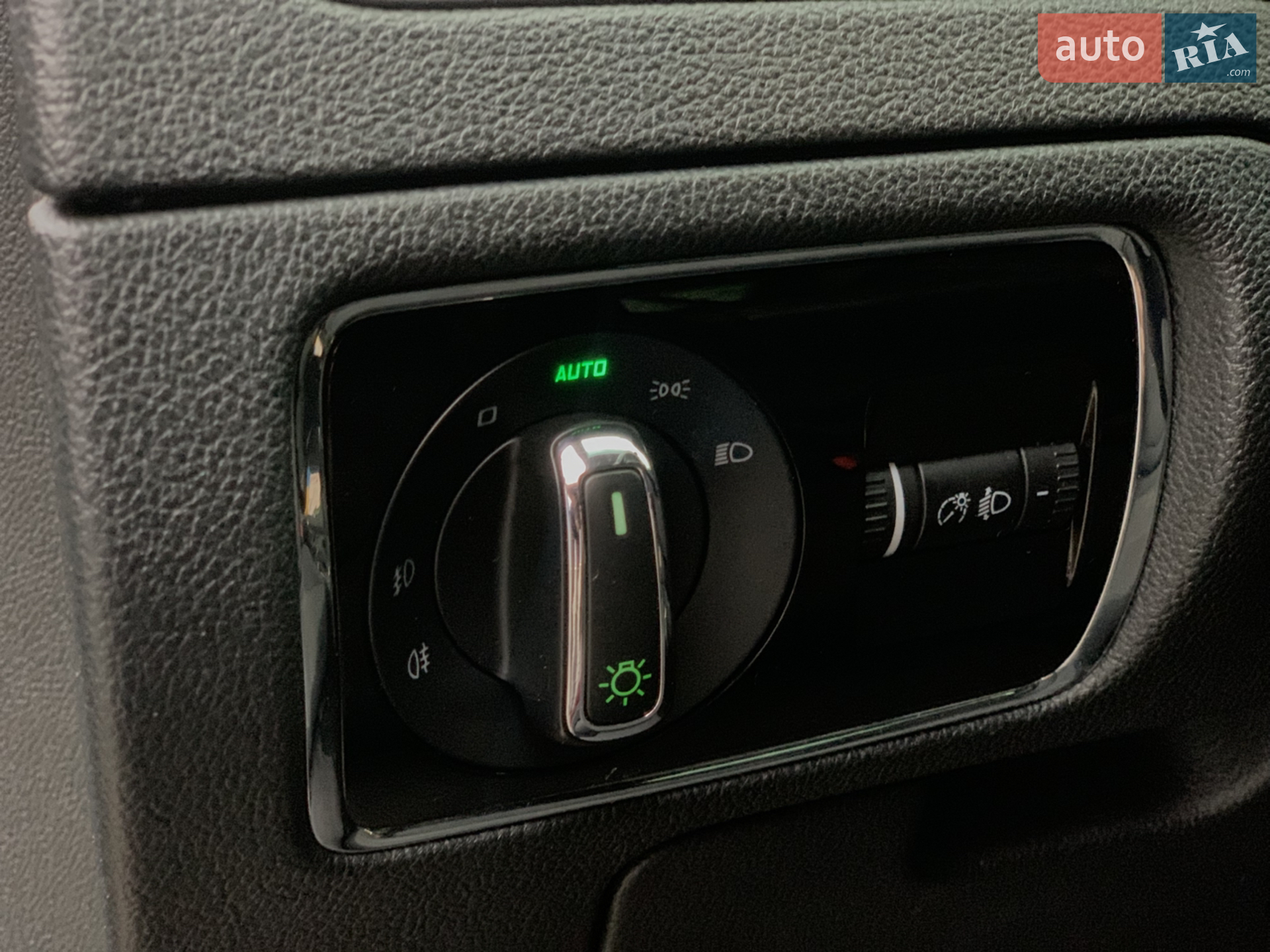 2012 Skoda Superb - мініатюра 60