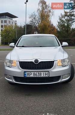 Ліфтбек Skoda Superb 2012 в Львові