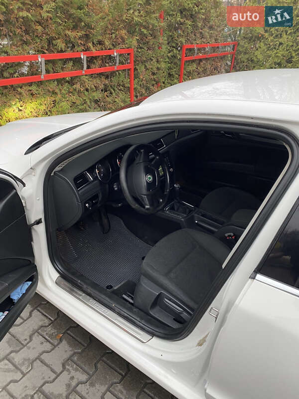 Лифтбек Skoda Superb 2008 в Виннице