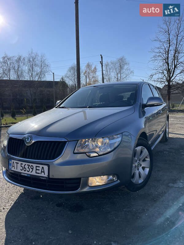 Лифтбек Skoda Superb 2012 в Галиче