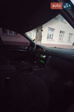 Лифтбек Skoda Superb 2005 в Ровно