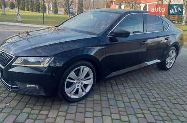 Ліфтбек Skoda Superb 2015 в Чернівцях