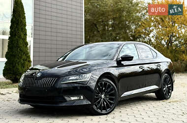 Лифтбек Skoda Superb 2017 в Днепре