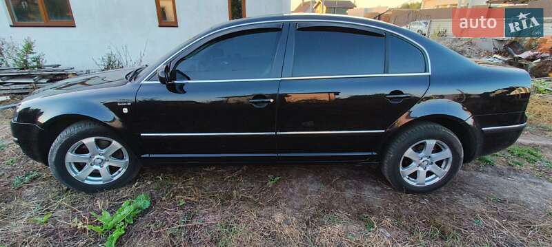 Лифтбек Skoda Superb 2006 в Боярке