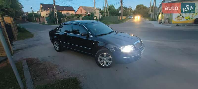 Лифтбек Skoda Superb 2006 в Боярке