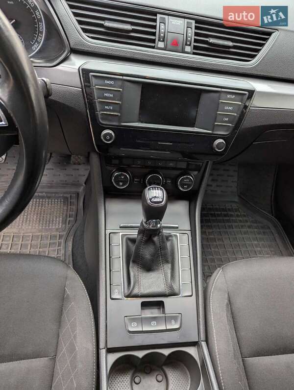 Лифтбек Skoda Superb 2016 в Днепре фото 15 Лифтбек Skoda Superb 2016 в Днепре