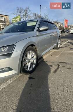 Универсал Skoda Superb 2017 в Ивано-Франковске