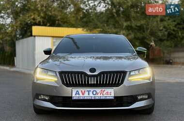 Лифтбек Skoda Superb 2017 в Киеве