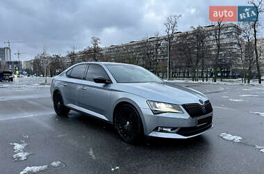 Ліфтбек Skoda Superb 2019 в Києві