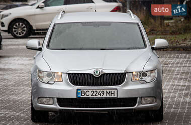 Универсал Skoda Superb 2012 в Львове