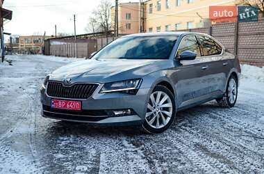 Лифтбек Skoda Superb 2016 в Бердичеве