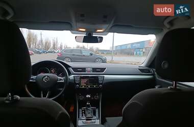 Лифтбек Skoda Superb 2017 в Кривом Роге