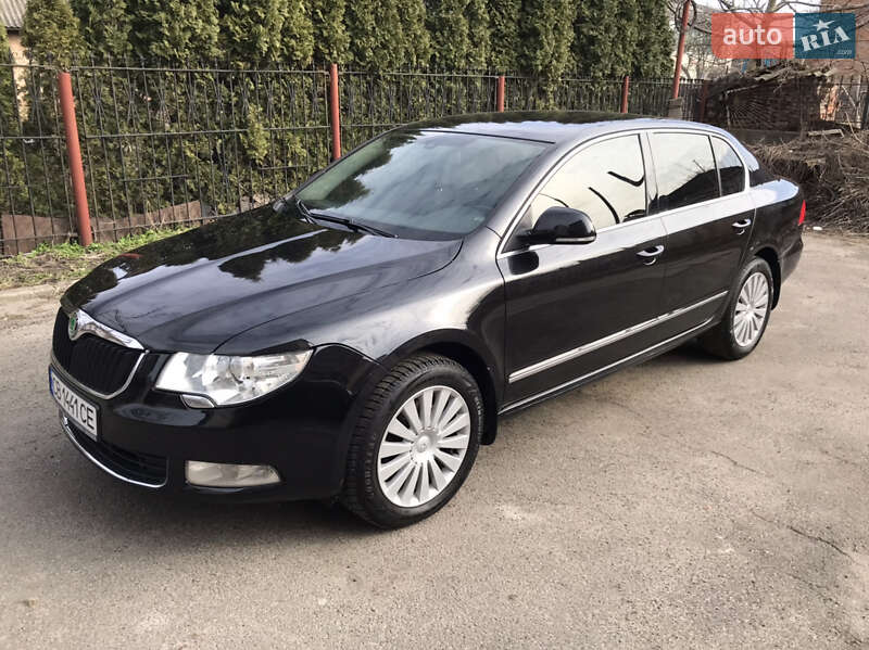 Лифтбек Skoda Superb 2011 в Нежине