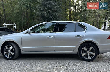 Ліфтбек Skoda Superb 2013 в Чернівцях