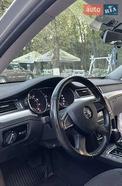 Ліфтбек Skoda Superb 2013 в Чернівцях