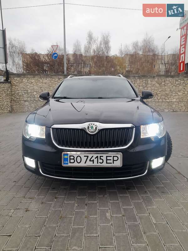 Універсал Skoda Superb 2012 в Тернополі