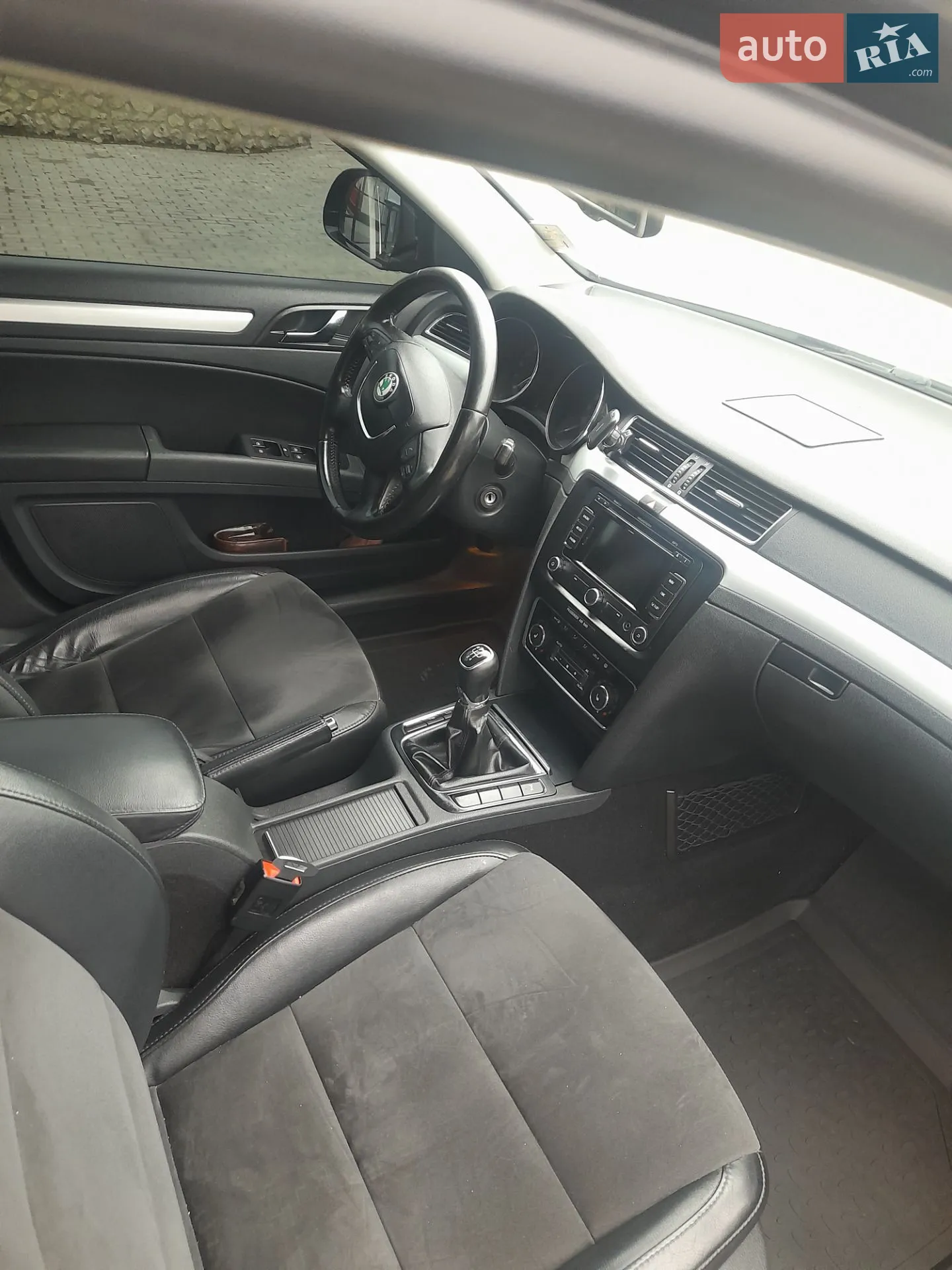 Skoda Superb 2012 VIN TMBJJ73T6D9036597 фото оголошення 8 з 16