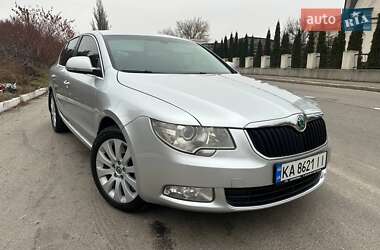 Лифтбек Skoda Superb 2011 в Киеве