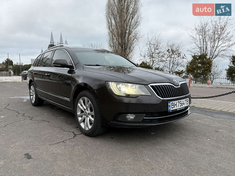Универсал Skoda Superb 2014 в 