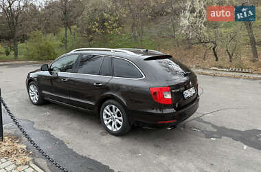 Универсал Skoda Superb 2014 в 