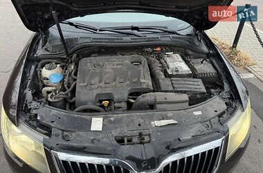Универсал Skoda Superb 2014 в 