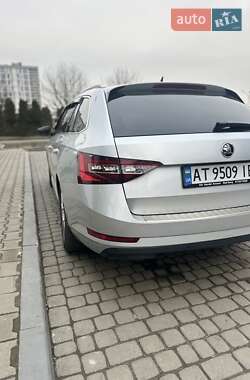 Универсал Skoda Superb 2017 в Ивано-Франковске