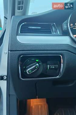 Универсал Skoda Superb 2012 в 