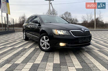 Універсал Skoda Superb 2014 в Львові