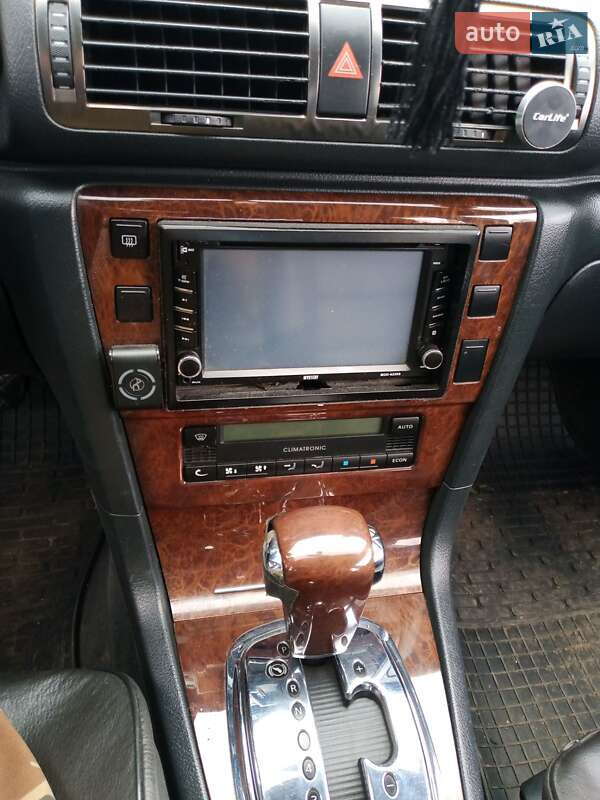 Ліфтбек Skoda Superb 2004 в Шептицькому