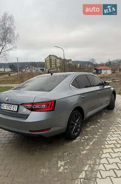 Ліфтбек Skoda Superb 2016 в Трускавці