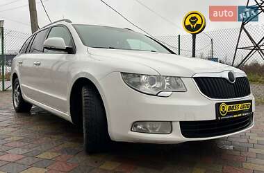 Універсал Skoda Superb 2013 в Стрию