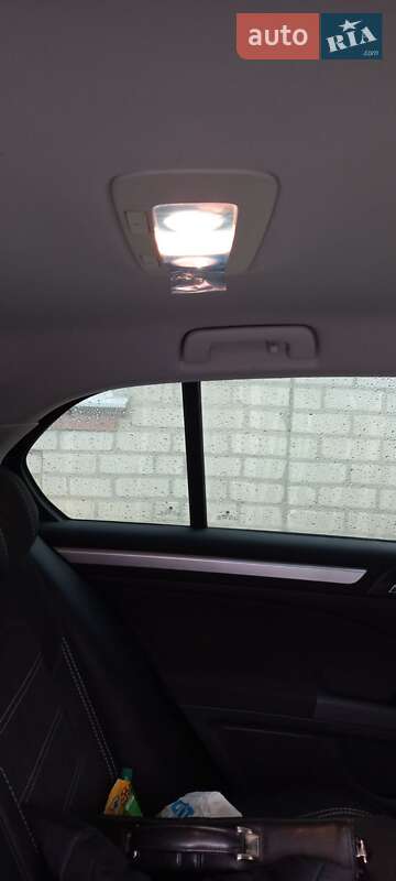 Лифтбек Skoda Superb 2014 в Краснокутске