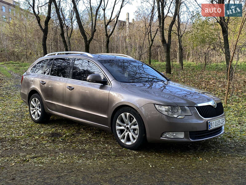 Универсал Skoda Superb 2010 в Запорожье