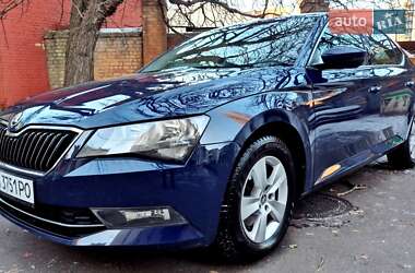 Лифтбек Skoda Superb 2017 в Киеве