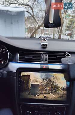 Универсал Skoda Superb 2013 в 