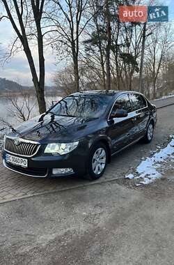 Ліфтбек Skoda Superb 2010 в Львові