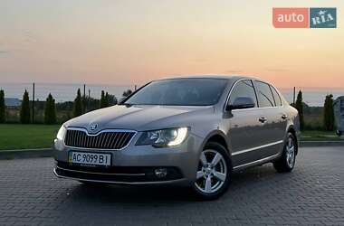 Ліфтбек Skoda Superb 2013 в Луцьку