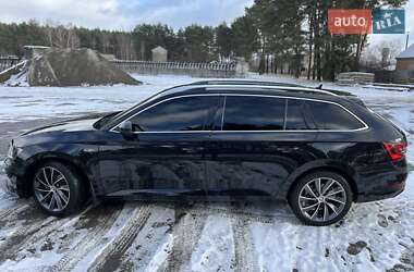 Універсал Skoda Superb 2018 в Радивиліві