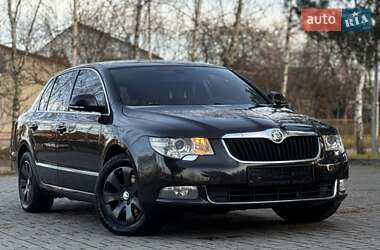 Лифтбек Skoda Superb 2010 в Дрогобыче