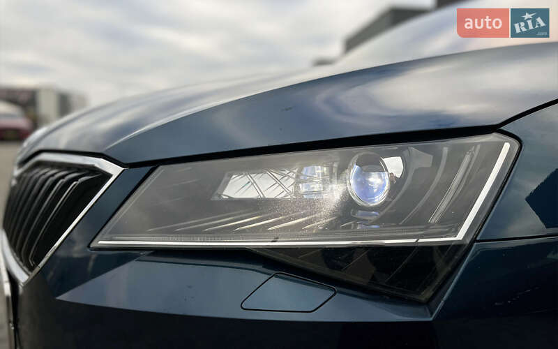 Лифтбек Skoda Superb 2016 в Мукачево