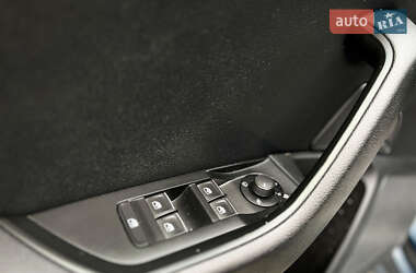 Лифтбек Skoda Superb 2016 в 