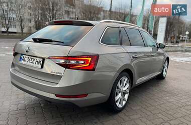 Універсал Skoda Superb 2017 в Луцьку