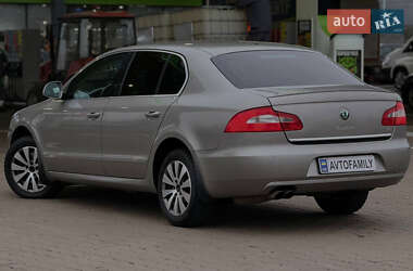 Ліфтбек Skoda Superb 2011 в Києві