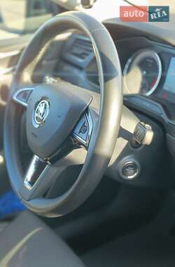 Универсал Skoda Superb 2019 в 