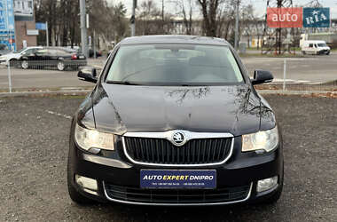 Ліфтбек Skoda Superb 2012 в Дніпрі