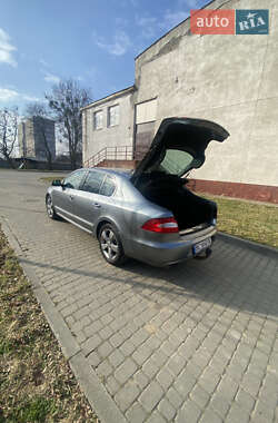 Ліфтбек Skoda Superb 2008 в Кам'янці-Бузькій