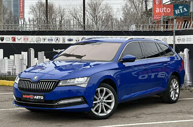 Универсал Skoda Superb 2021 в Киеве