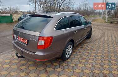 Універсал Skoda Superb 2012 в Білгороді-Дністровському