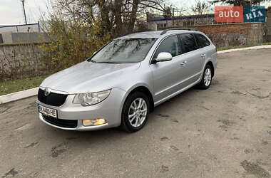 Універсал Skoda Superb 2012 в Рівному